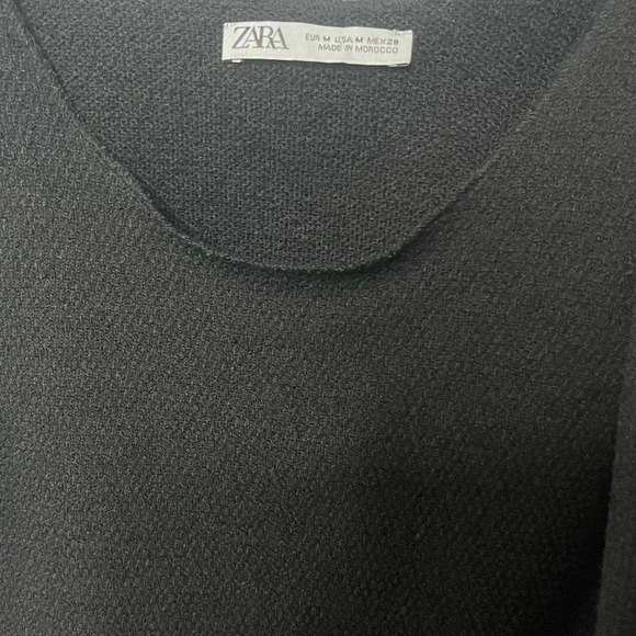 ☀️Zara Crop Black Tank - Picture 2 of 3